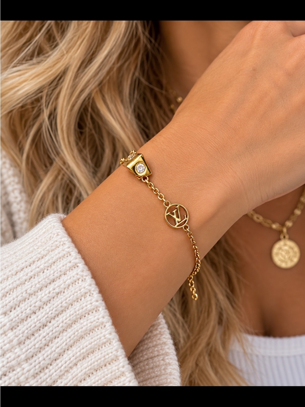 Authentic Louis Vuitton Gold Chain Bracelet with LV Circle Charm